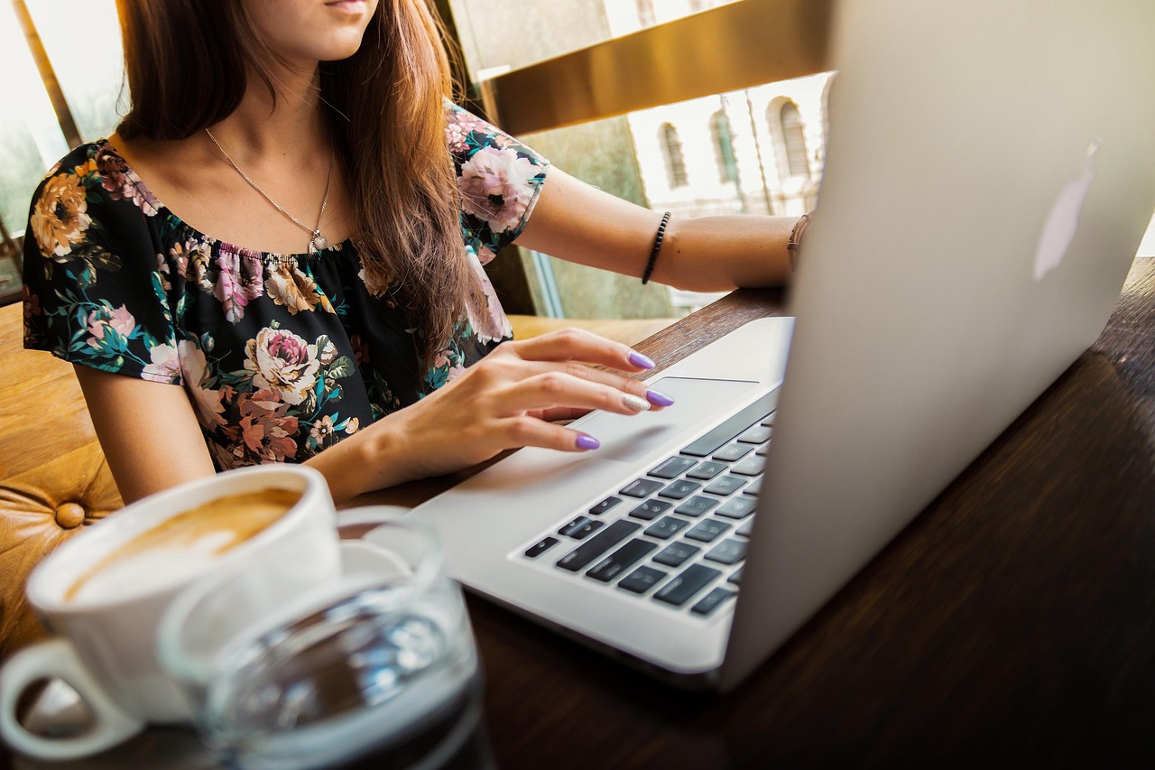 🖥️ Virtuelle Assistenz – auch mit Anstellung möglich?